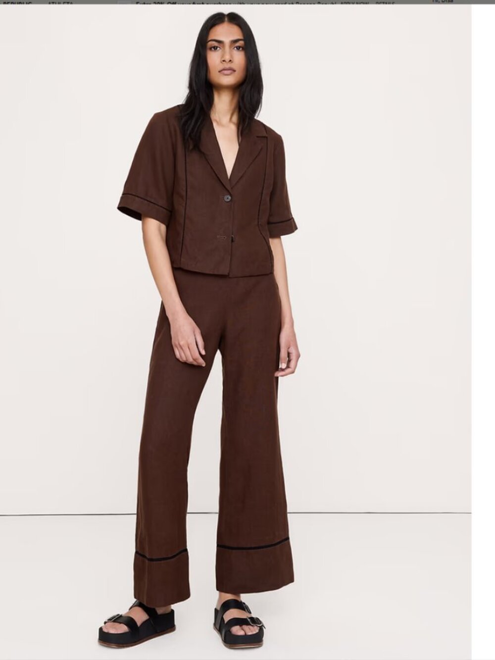 Mid-Rise Kick-Flare Linen Ankle Pant
